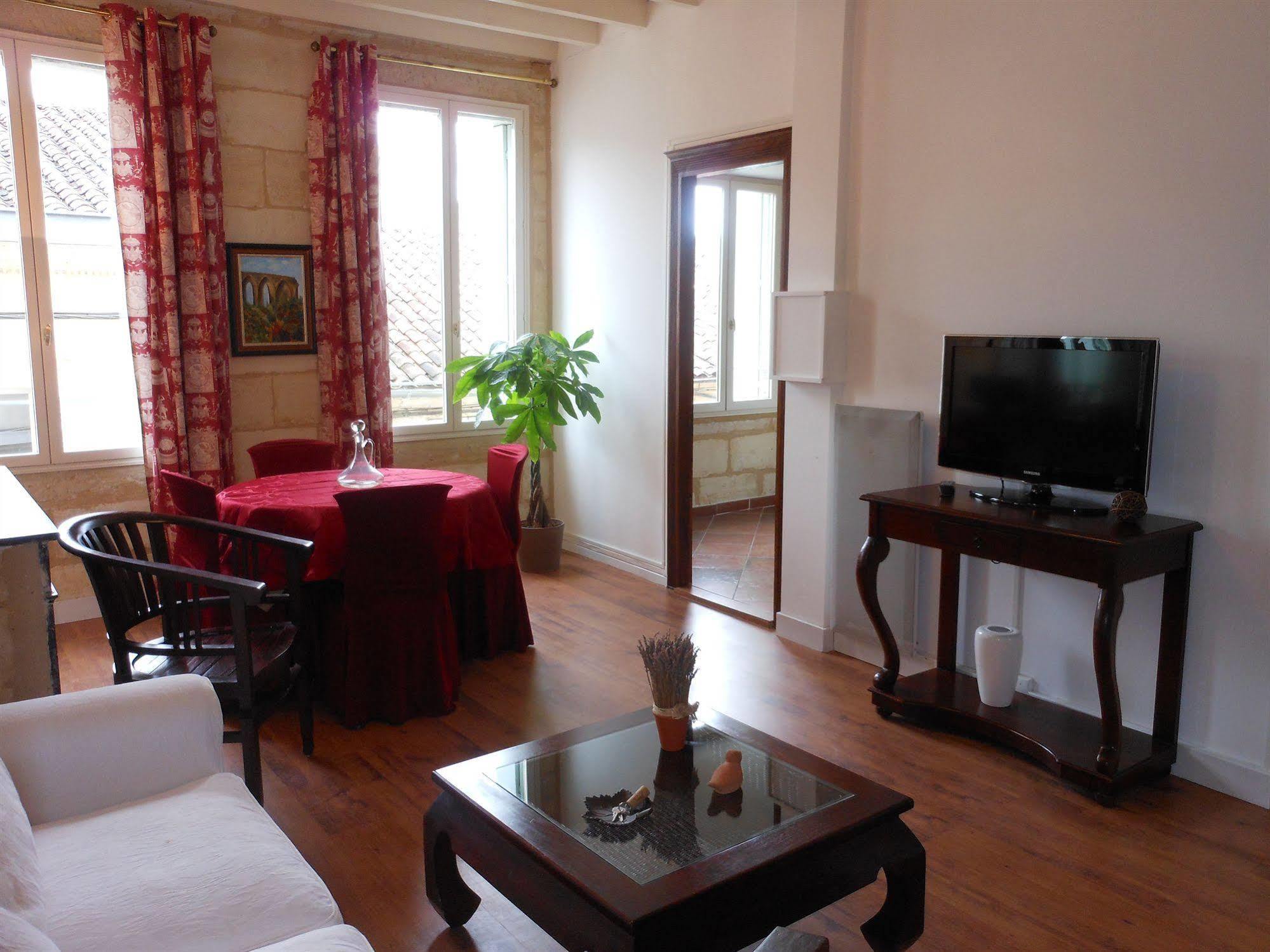 Les Logis Du Roy Aparthotel